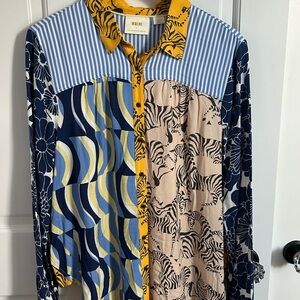 Anthropologie Blue and Yellow Patterned Women's Shirt